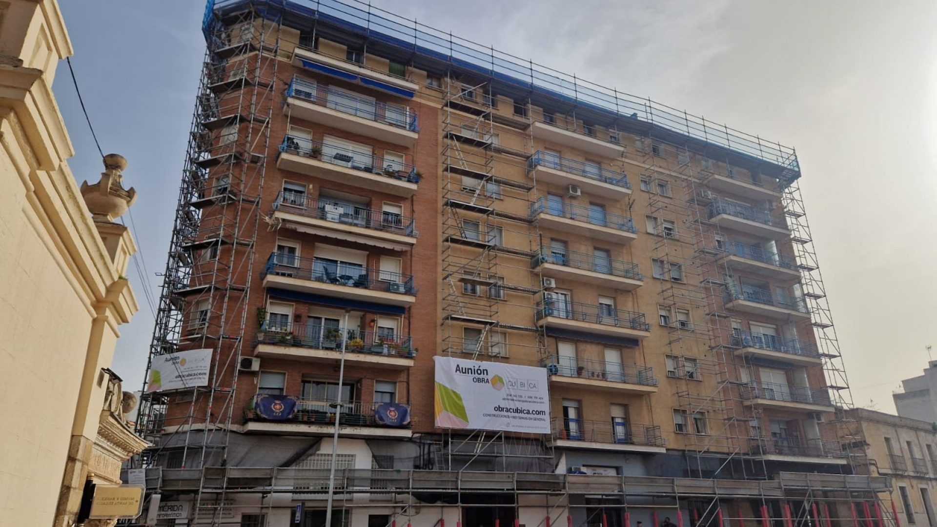 Edificio en construcción en el centro de Mérida